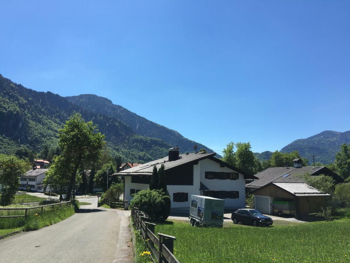 Berg Blick Jugendherberge Mit Privatzimmer Kochel am See Exterior foto